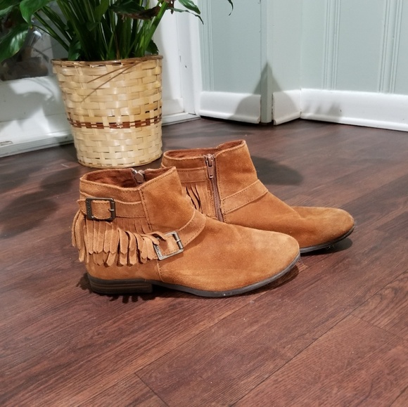 Minnetonka Ranchero Suede Fringe Booties - Picture 5 of 8